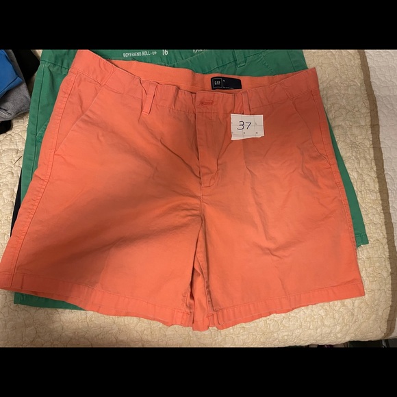 Shorts - Picture 6 of 14